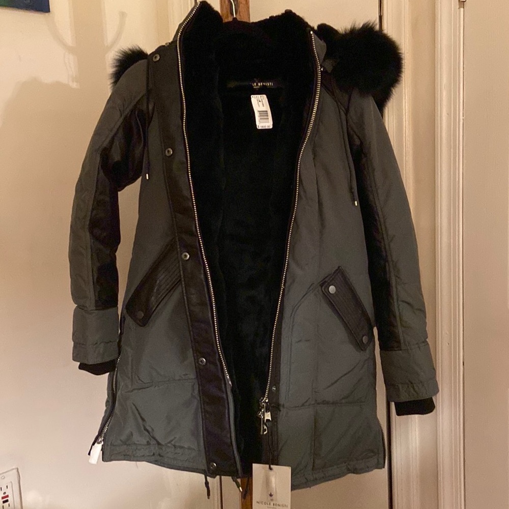 Nicole Benisti Montreal. Chelsea jacket. Military green with black fur. Small